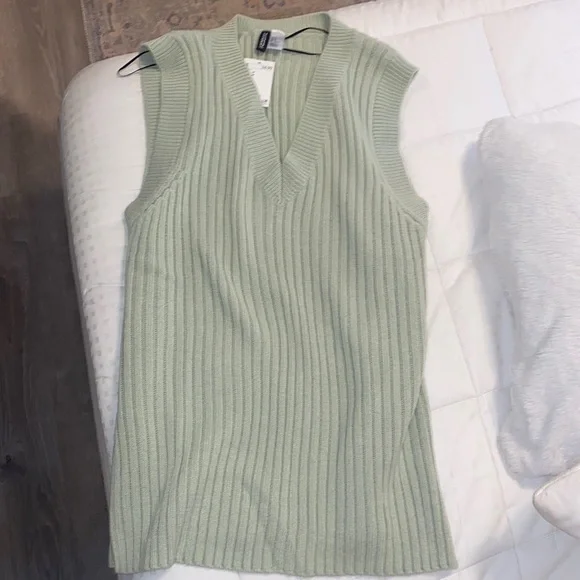 H&M | Dresses | Green Knit Sweater Dress | Poshmark